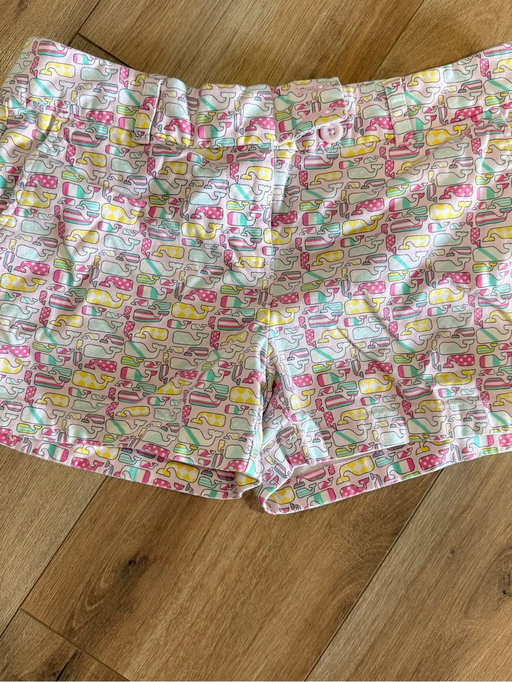 Vineyard Vines White Shorts with Pink, Yellow & Mint Whale Print